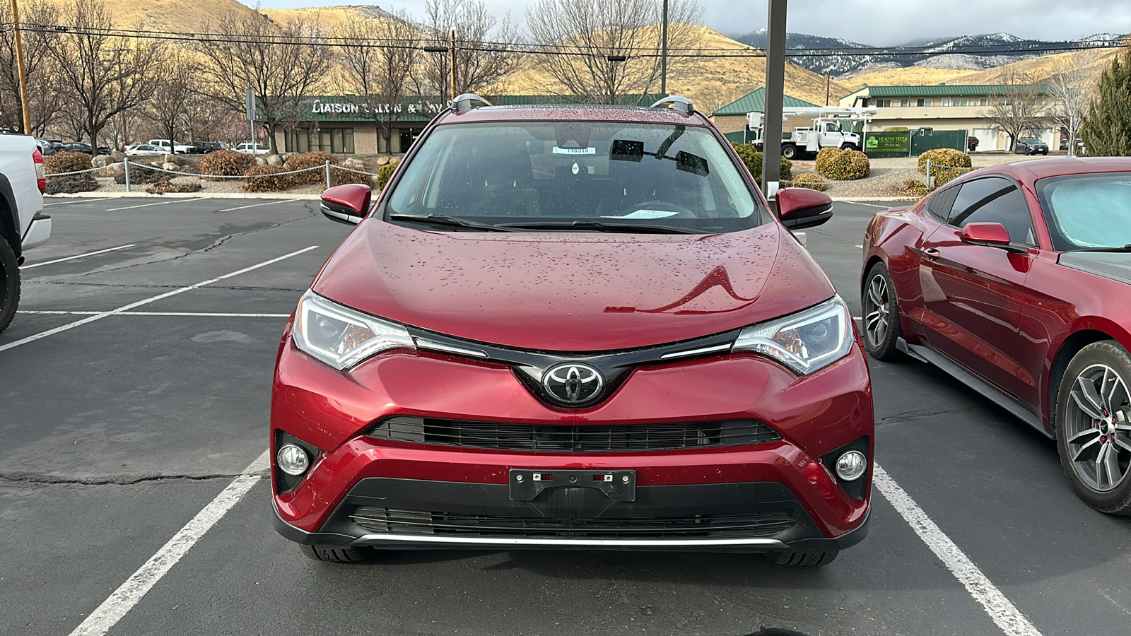 2018 Toyota RAV4 XLE 2