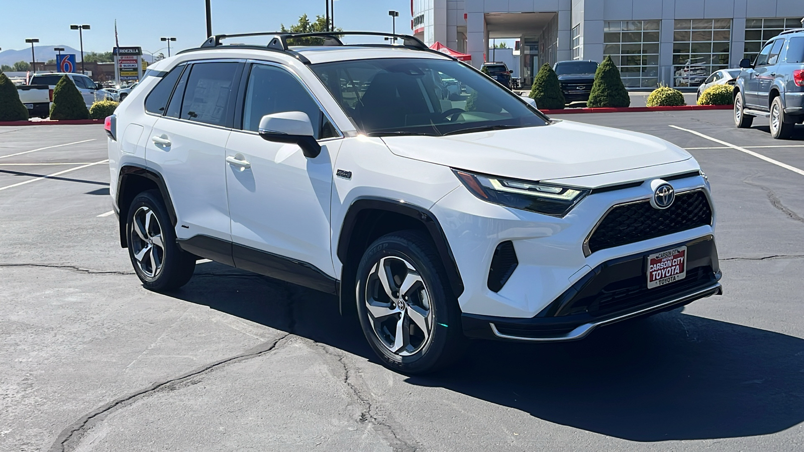 2024 TOYOTA RAV4 Prime SE 1