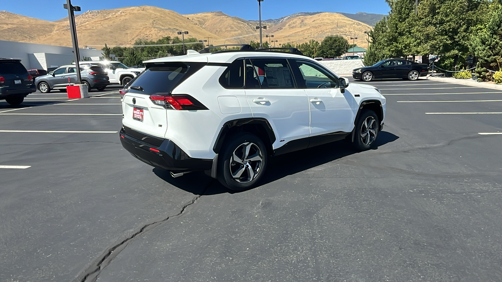 2024 TOYOTA RAV4 Prime SE 3