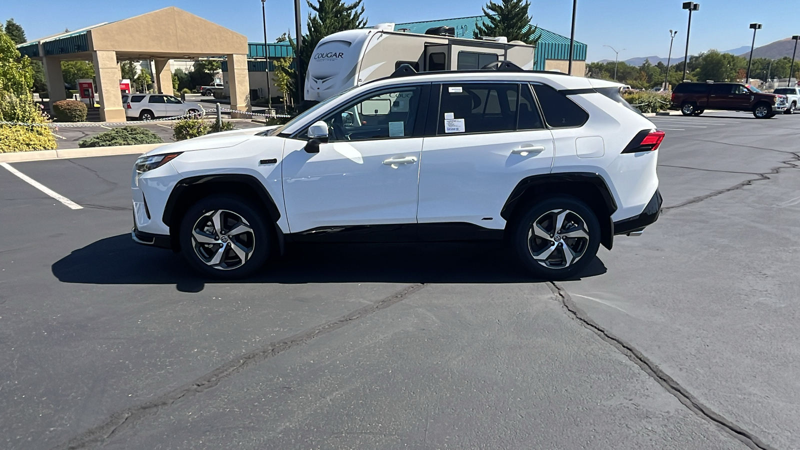 2024 TOYOTA RAV4 Prime SE 6