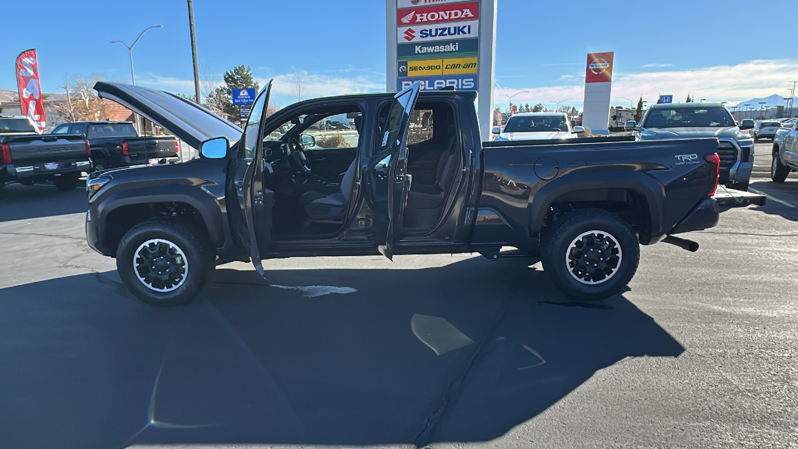 2024 TOYOTA Tacoma TRD Off-Road 13