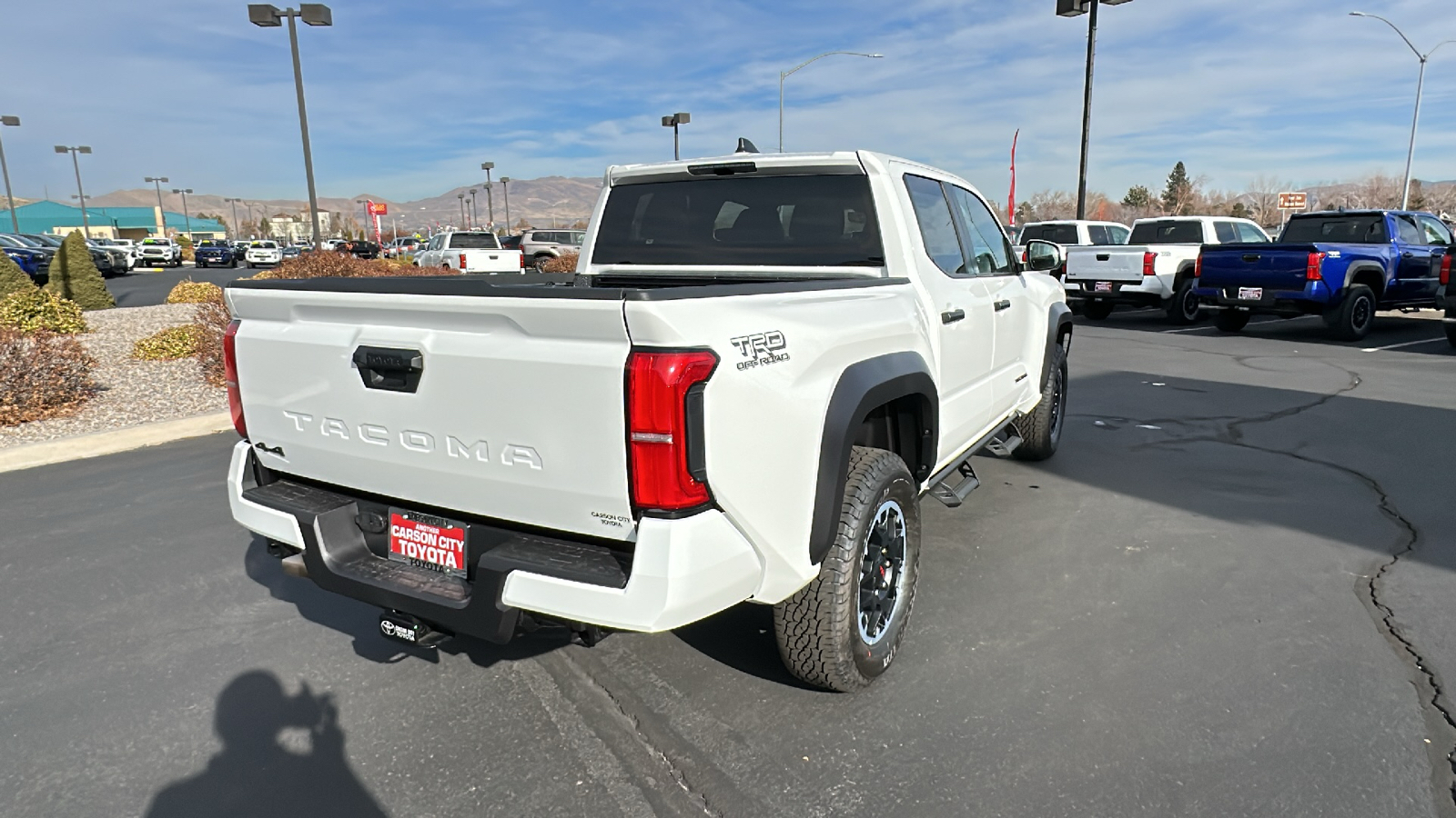 2024 TOYOTA Tacoma TRD Off-Road 3