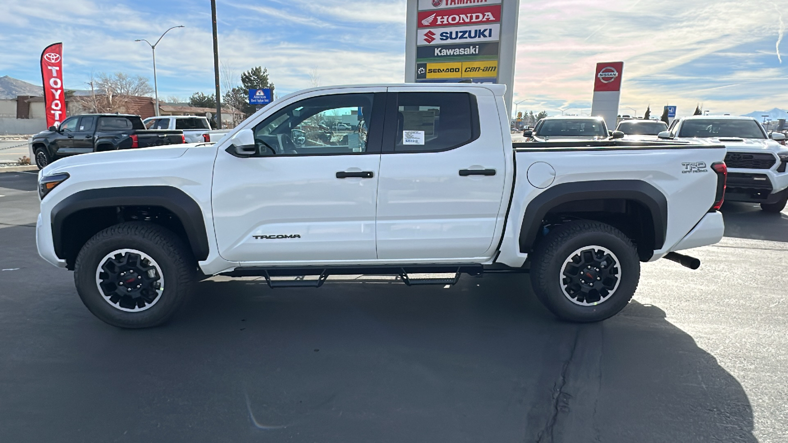 2024 TOYOTA Tacoma TRD Off-Road 6