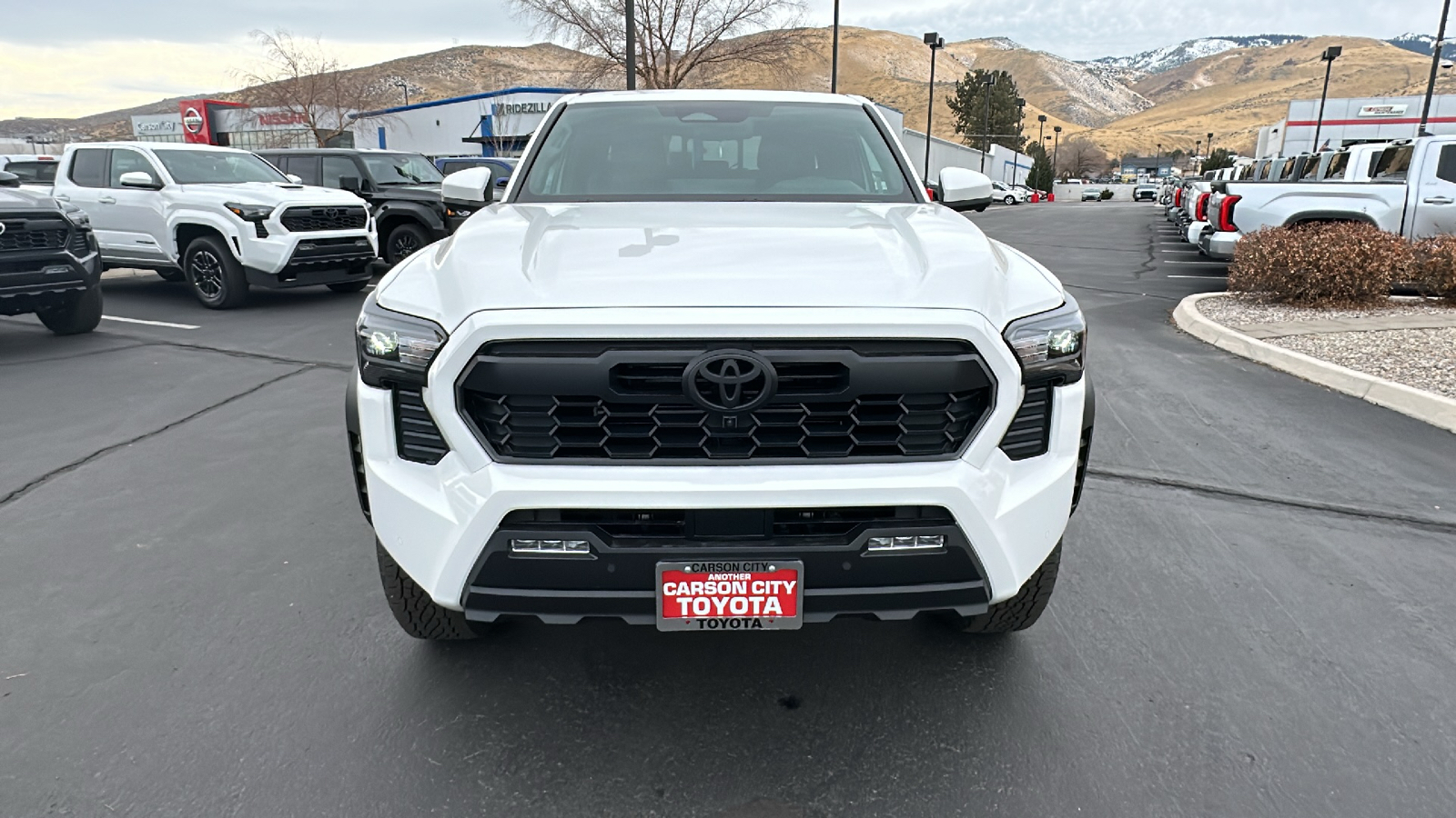 2024 TOYOTA Tacoma TRD Off-Road 8