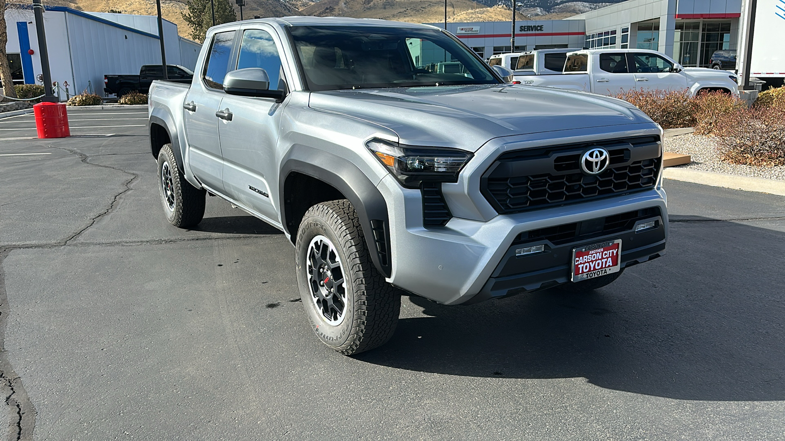 2024 TOYOTA Tacoma TRD Off-Road 1