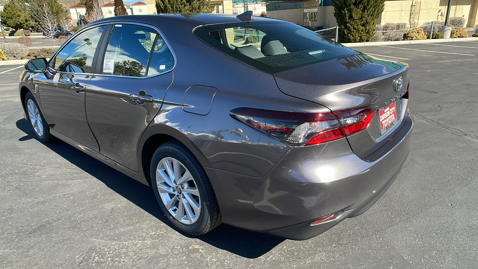 2024 TOYOTA Camry LE 5