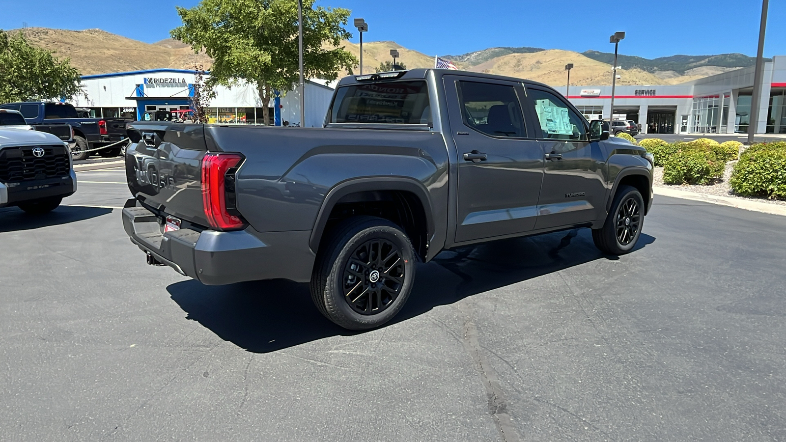 2024 TOYOTA Tundra Limited 3