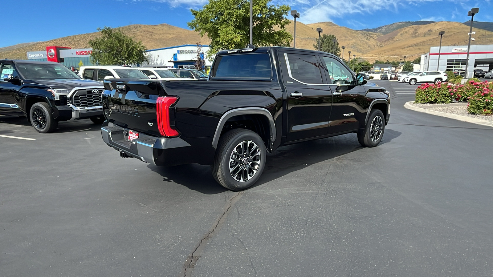 2024 TOYOTA Tundra Limited 3