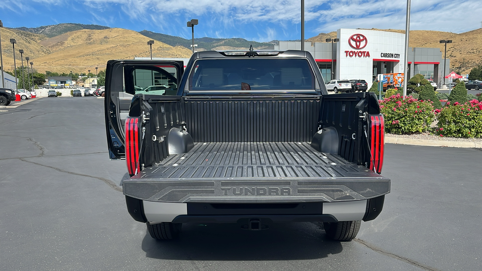 2024 TOYOTA Tundra Limited 10