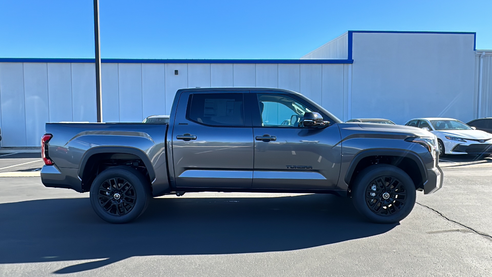 2024 TOYOTA Tundra Limited 2