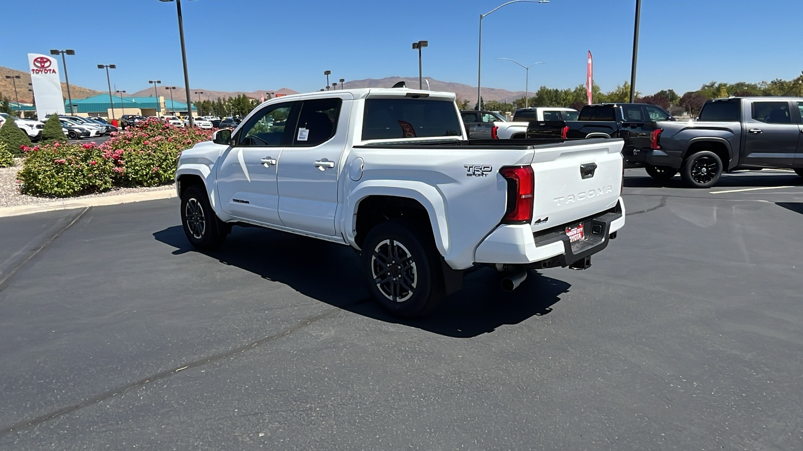 2024 TOYOTA Tacoma TRD Sport 5