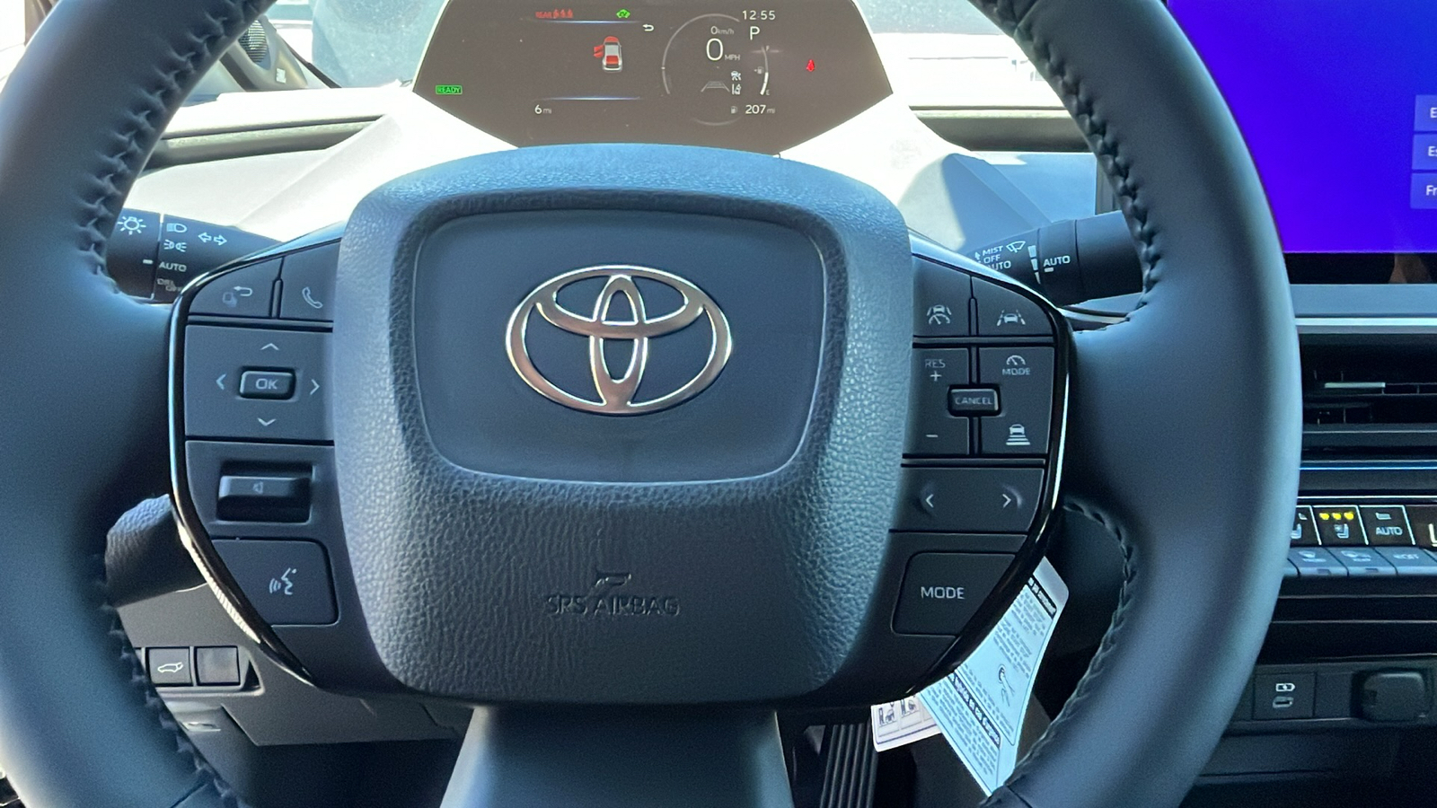 2024 TOYOTA Prius Limited AWD 13