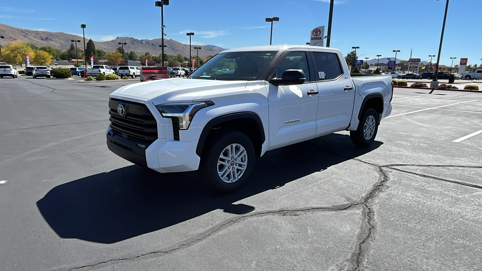 2024 TOYOTA Tundra SR5 7