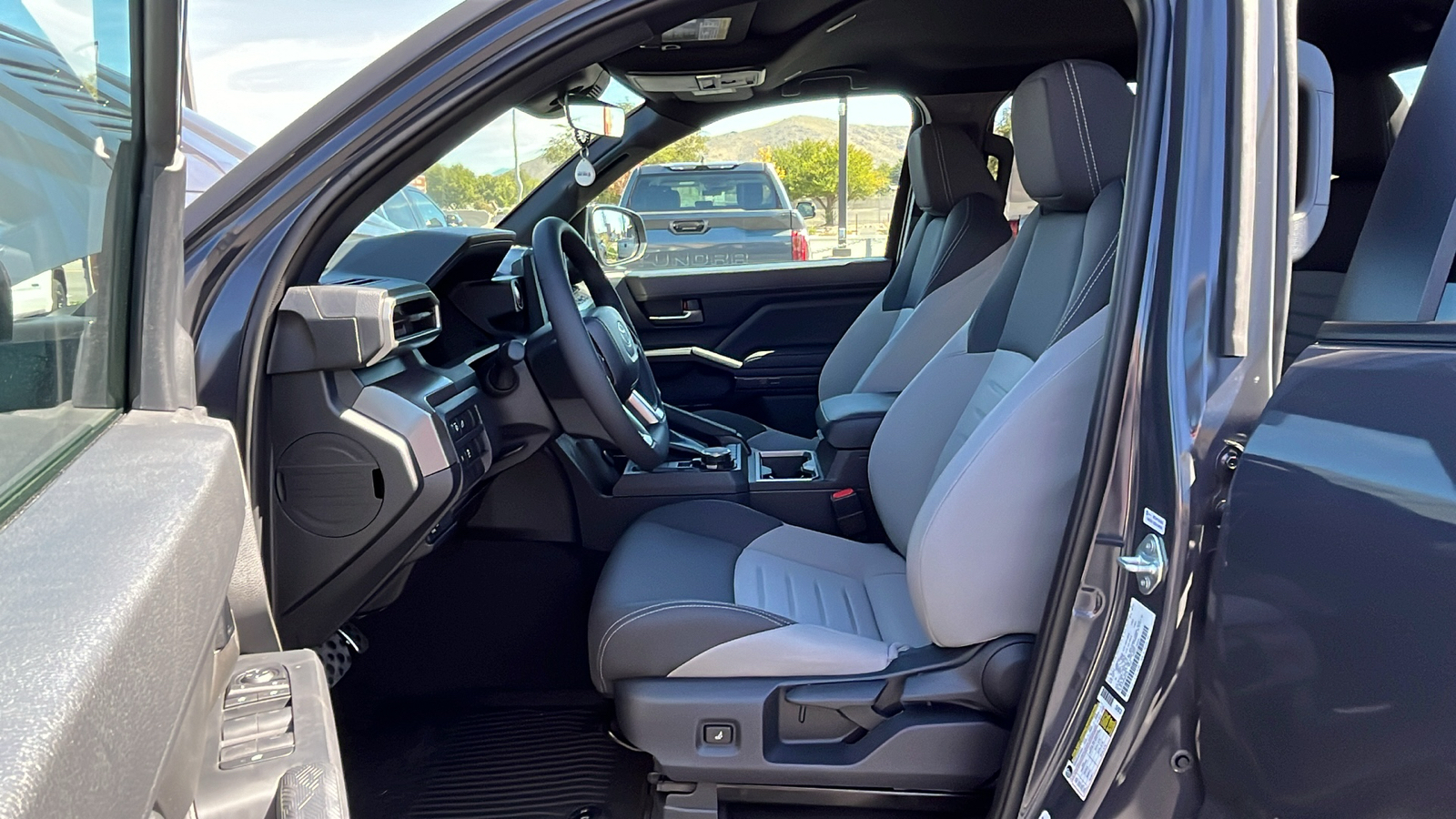 2024 TOYOTA Tacoma TRD Sport 12