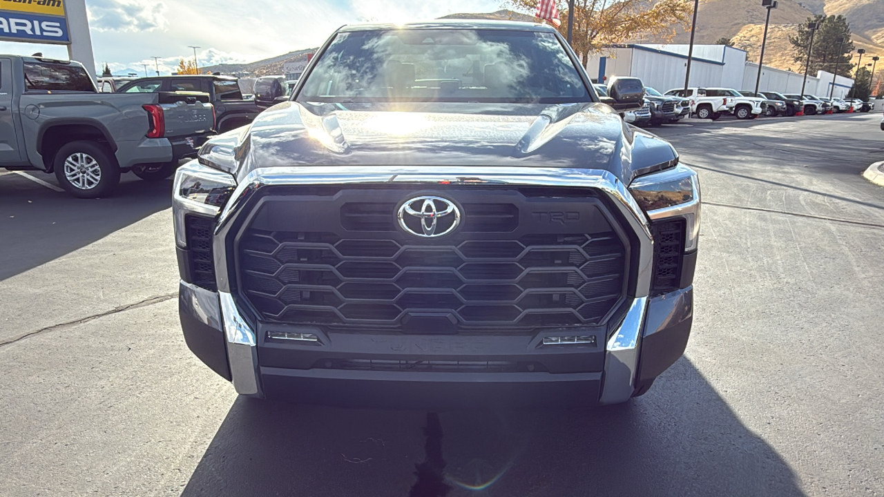 2025 TOYOTA Tundra SR5 8