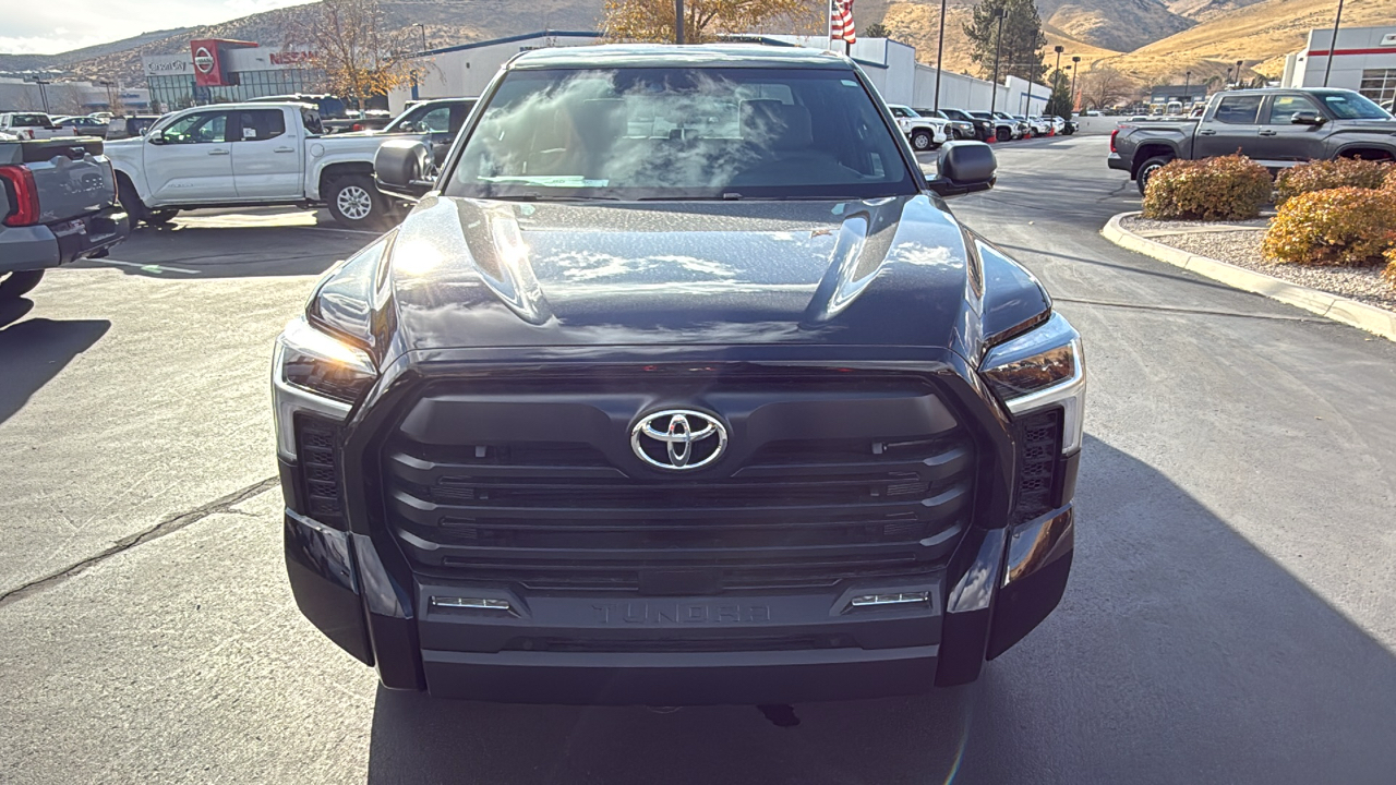 2025 TOYOTA Tundra SR5 8