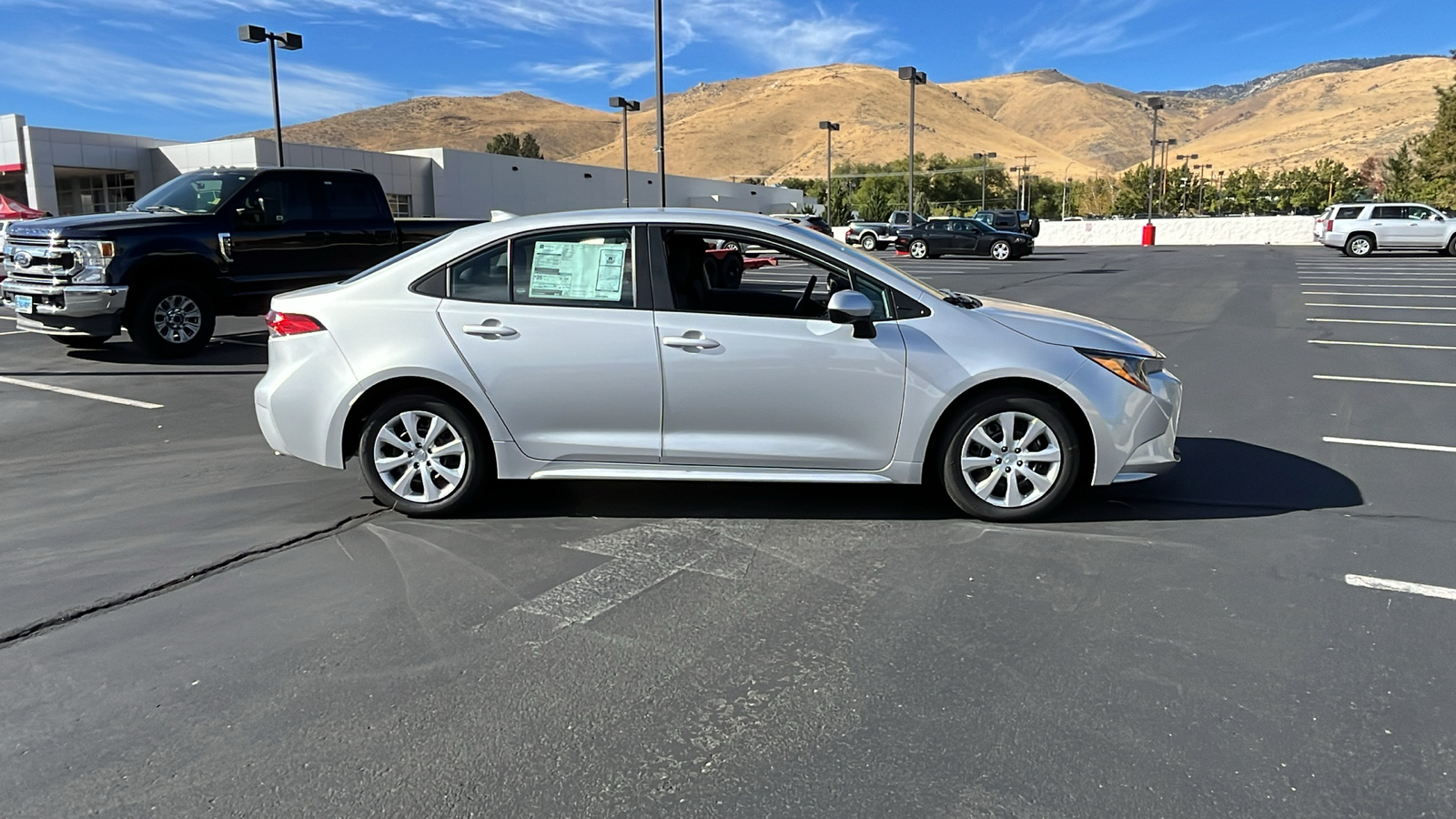 2024 TOYOTA Corolla LE 2