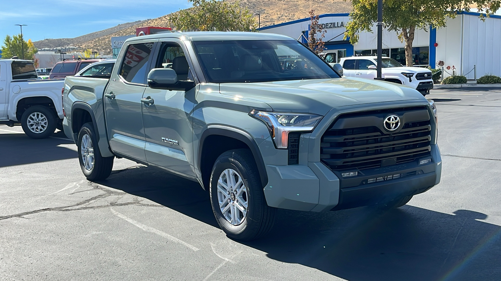 2025 TOYOTA Tundra SR5 1