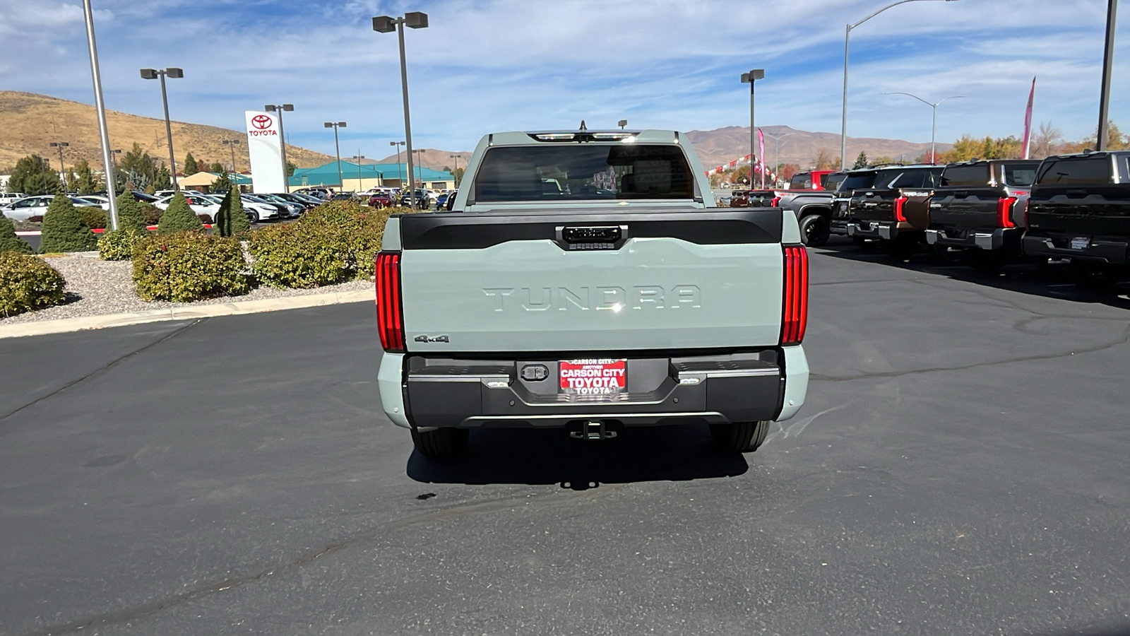 2025 TOYOTA Tundra SR5 4