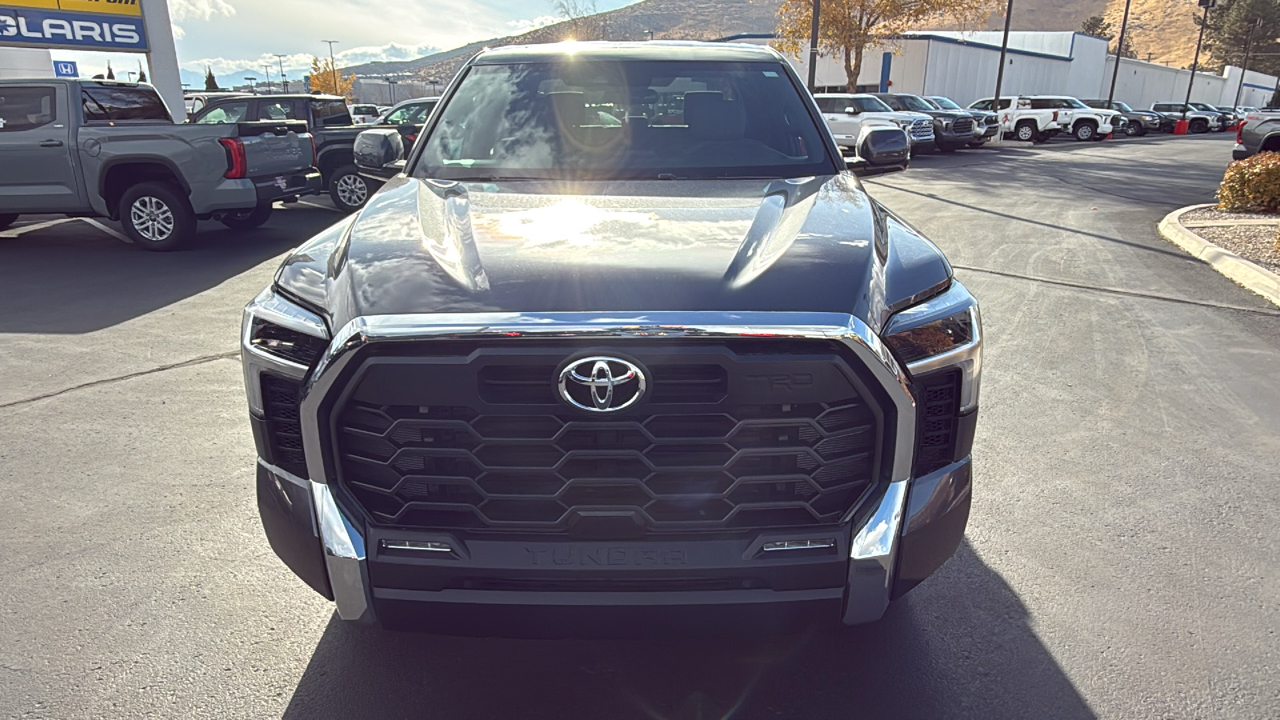 2025 TOYOTA Tundra SR5 8