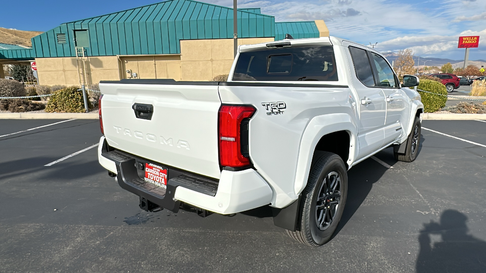 2024 TOYOTA Tacoma TRD Sport 3