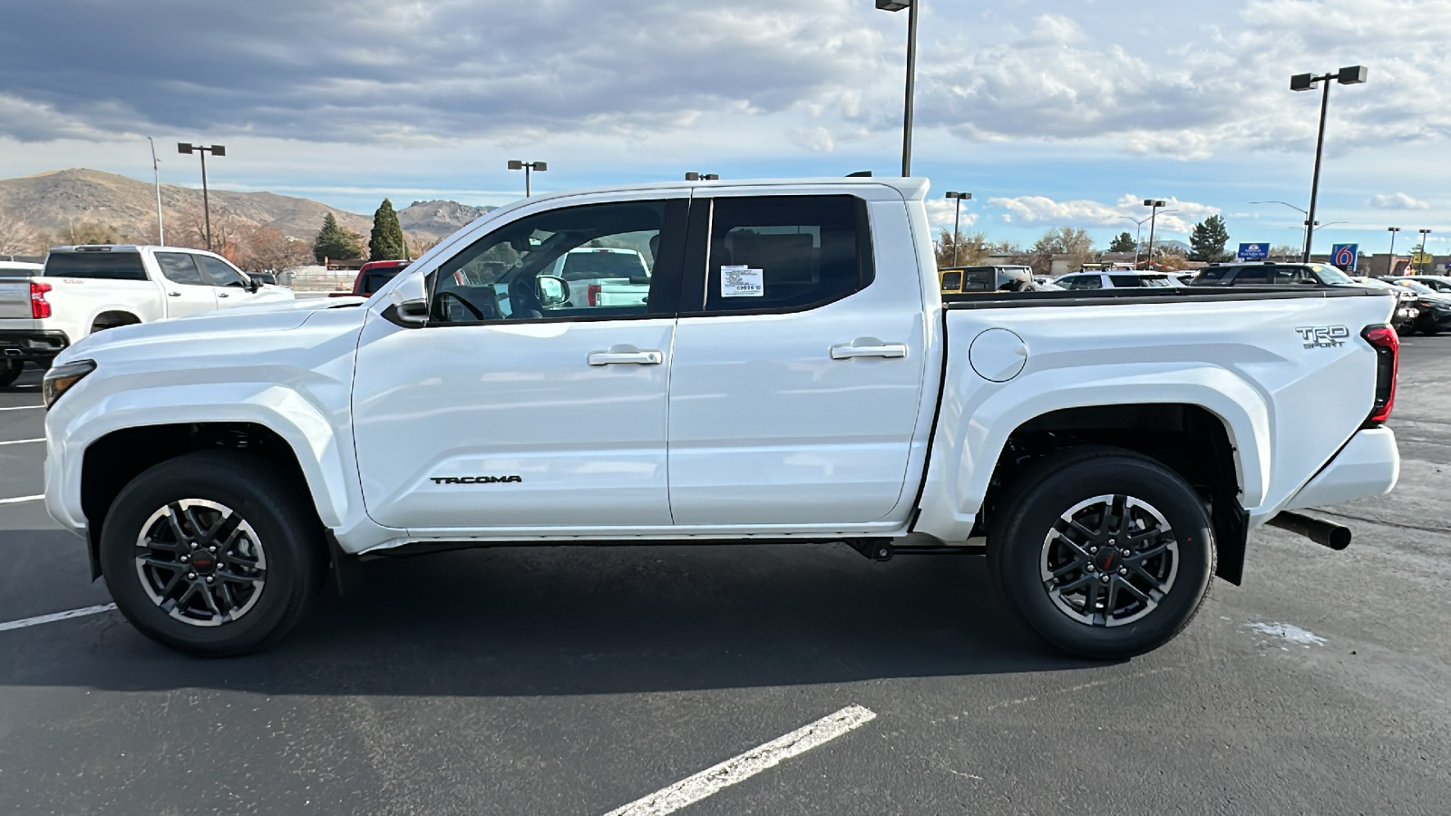 2024 TOYOTA Tacoma TRD Sport 6