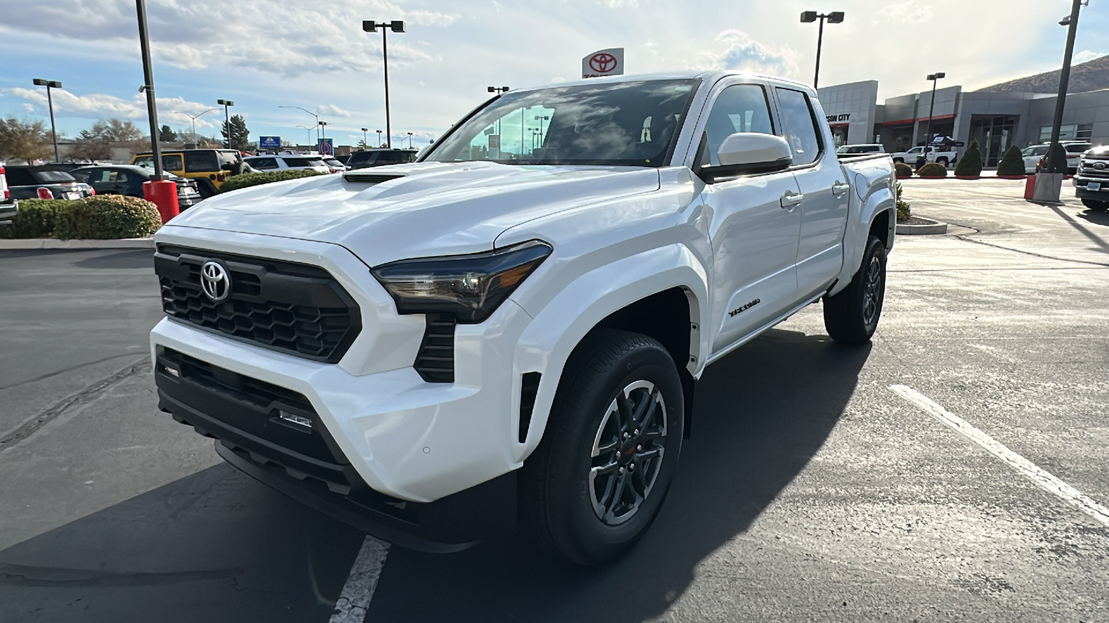 2024 TOYOTA Tacoma TRD Sport 7