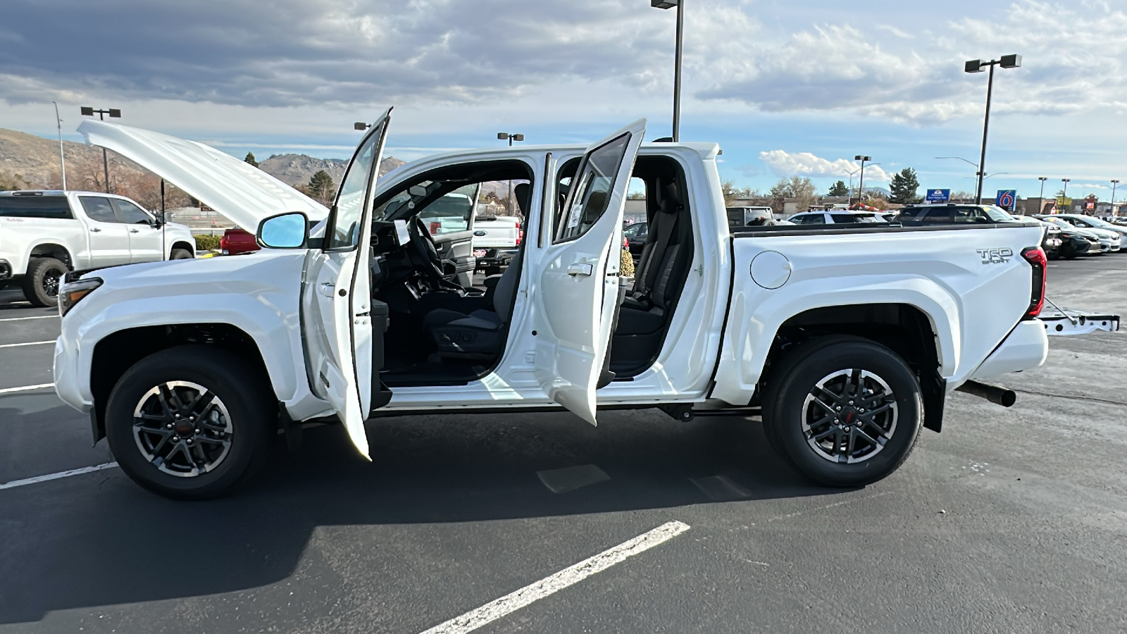 2024 TOYOTA Tacoma TRD Sport 11