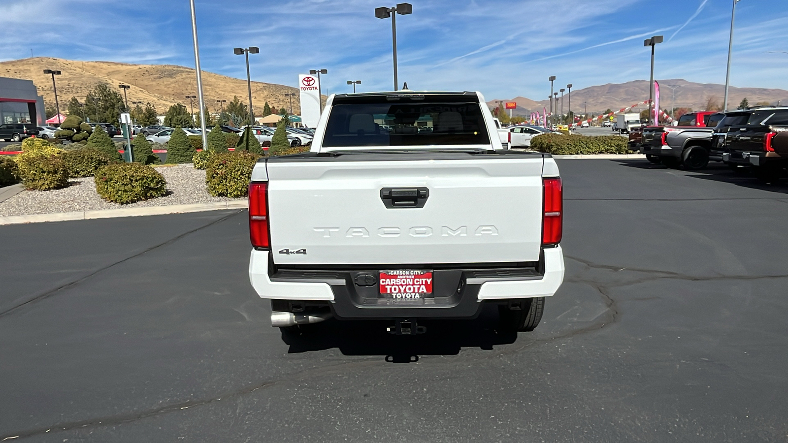 2024 TOYOTA Tacoma SR5 4