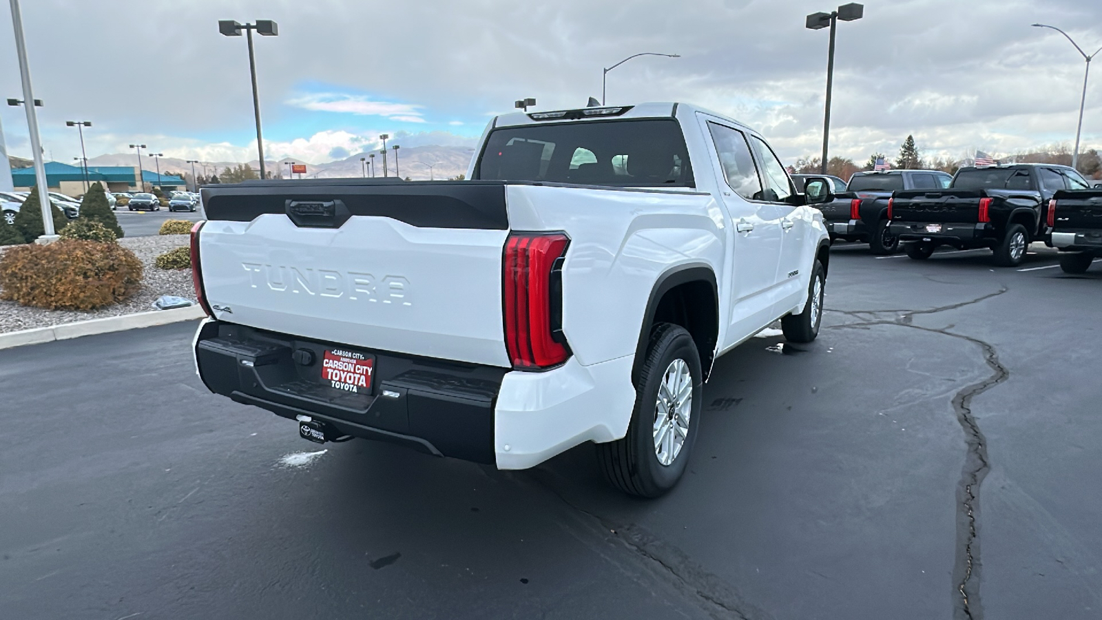 2025 TOYOTA Tundra SR5 3