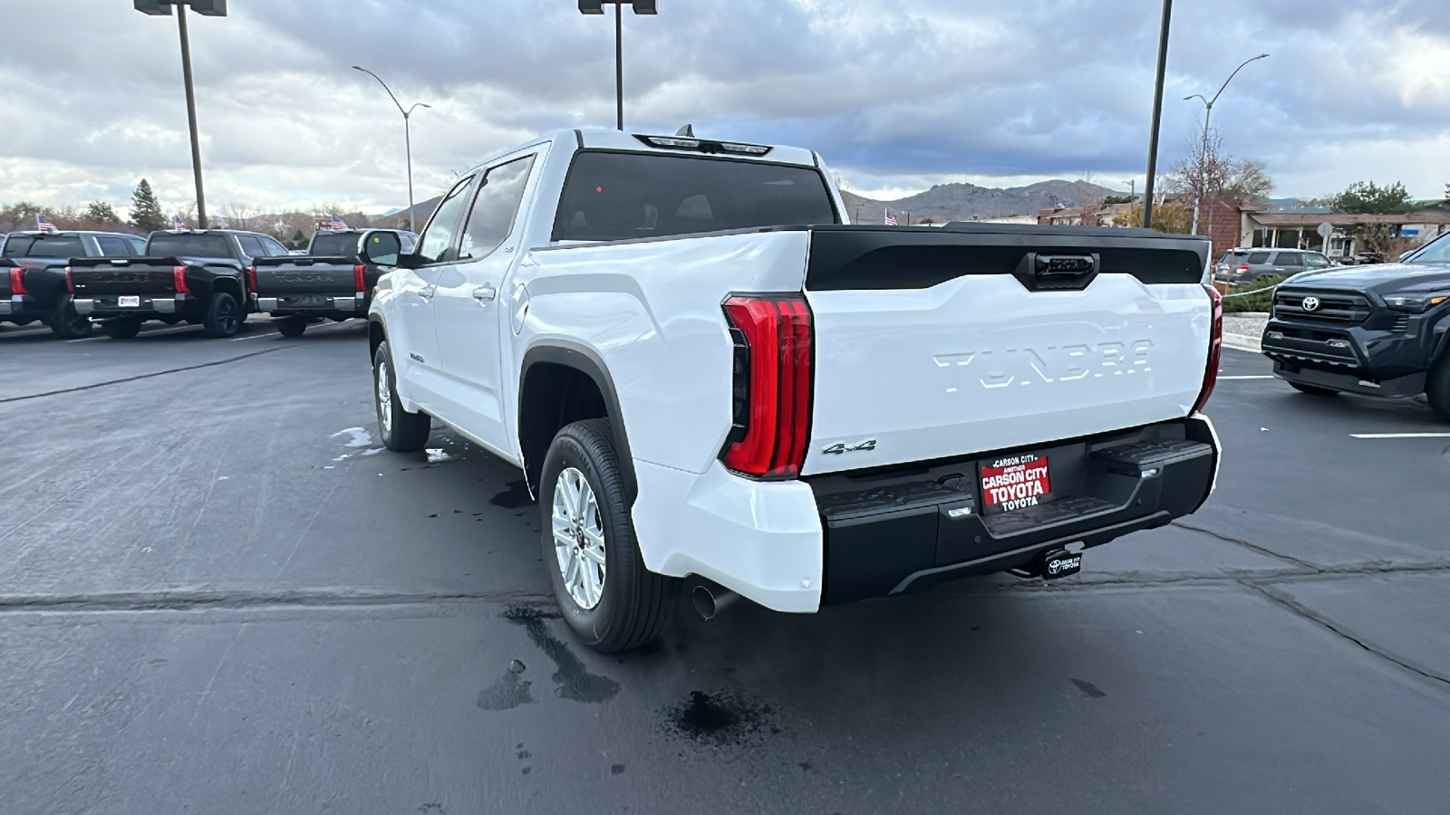 2025 TOYOTA Tundra SR5 5