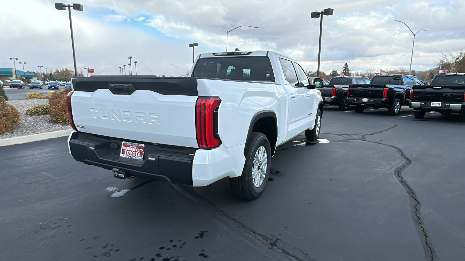 2025 TOYOTA Tundra SR5 3