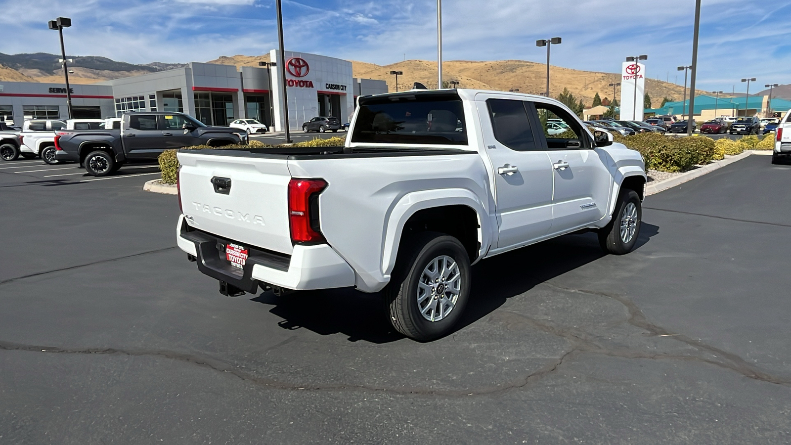 2024 TOYOTA Tacoma SR5 3