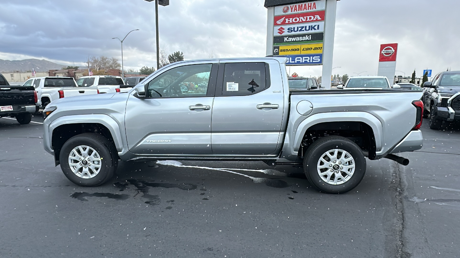 2024 TOYOTA Tacoma SR5 6