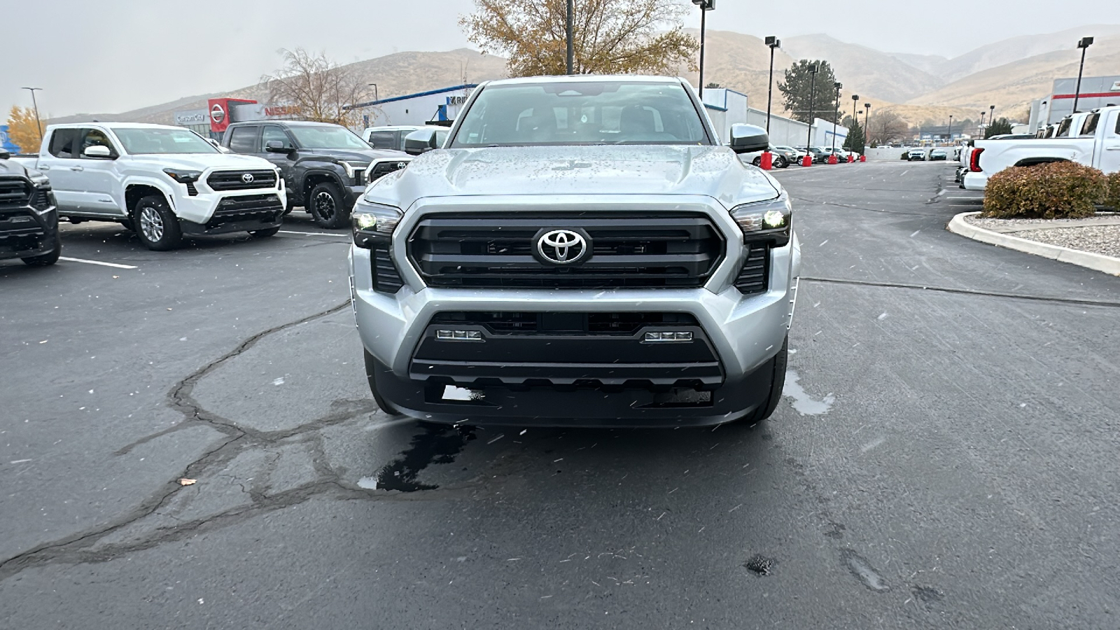 2024 TOYOTA Tacoma SR5 8