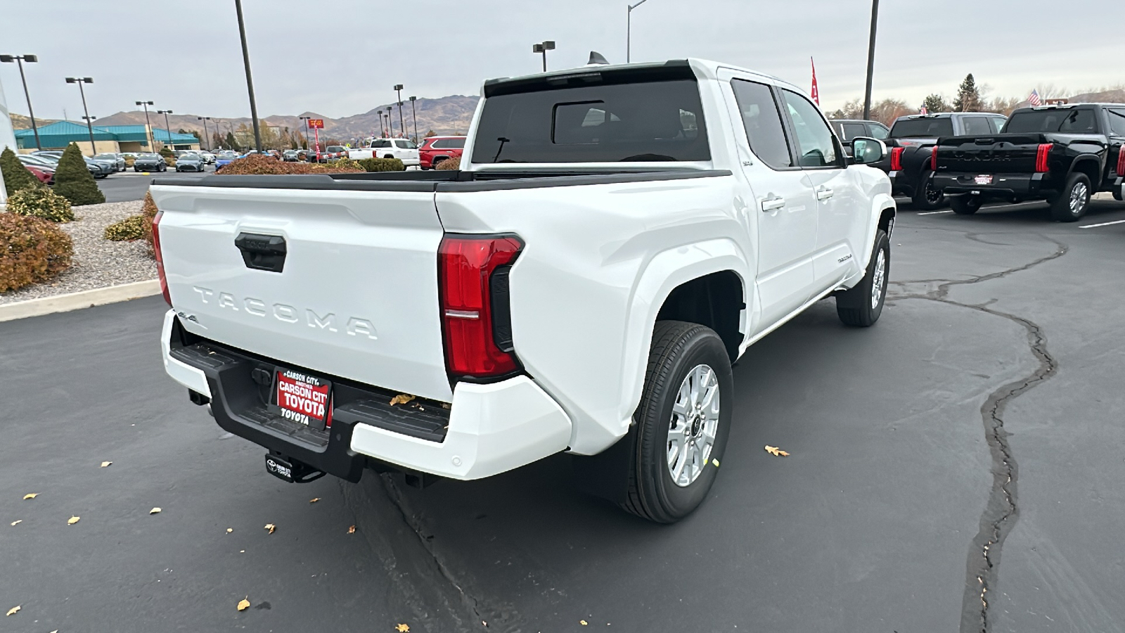 2024 TOYOTA Tacoma SR5 3