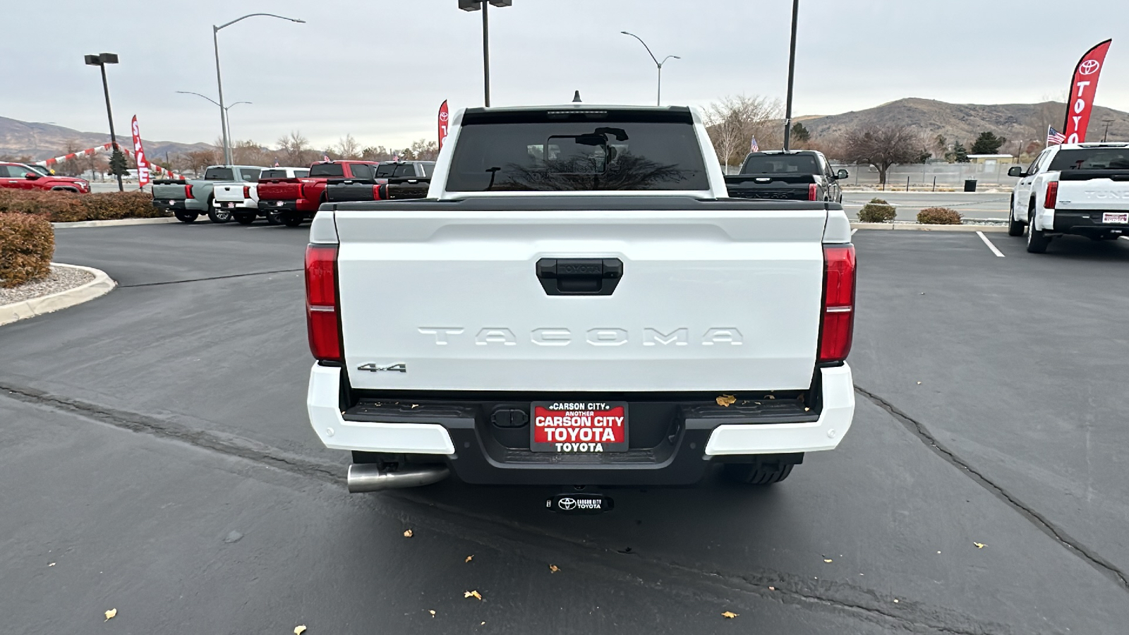 2024 TOYOTA Tacoma SR5 4