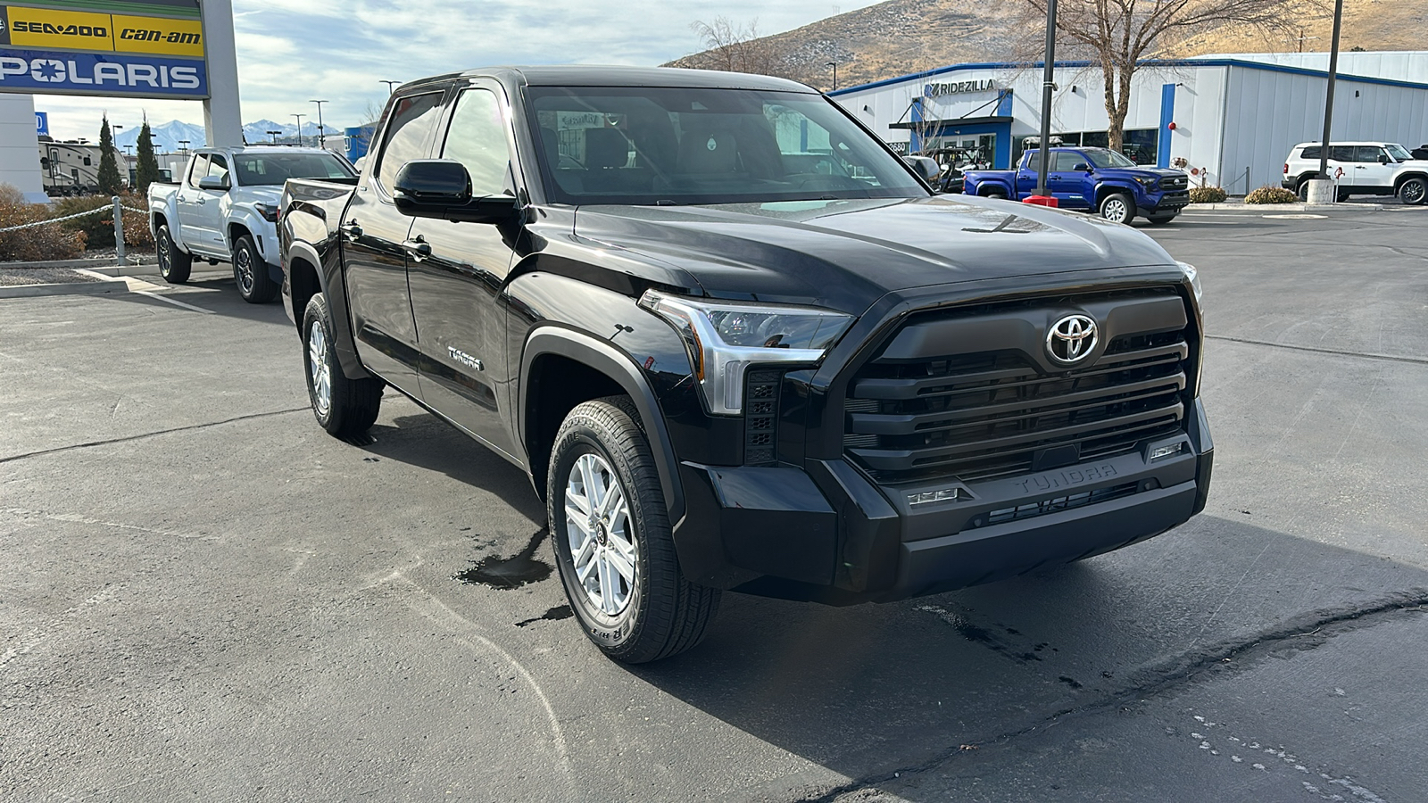 2025 TOYOTA Tundra SR5 1