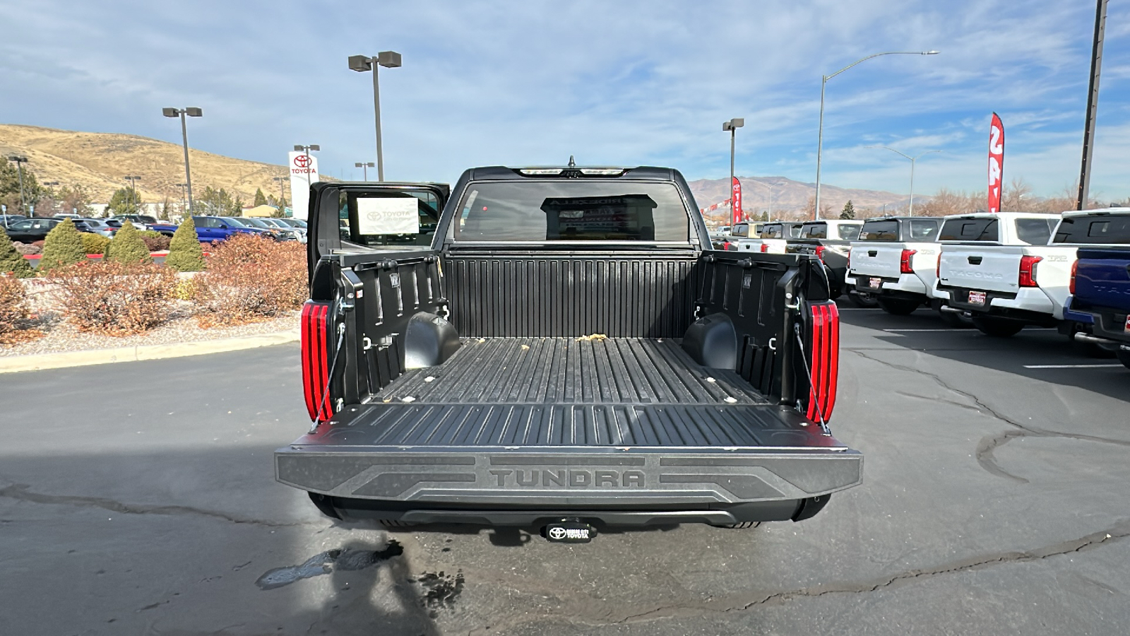 2025 TOYOTA Tundra SR5 12