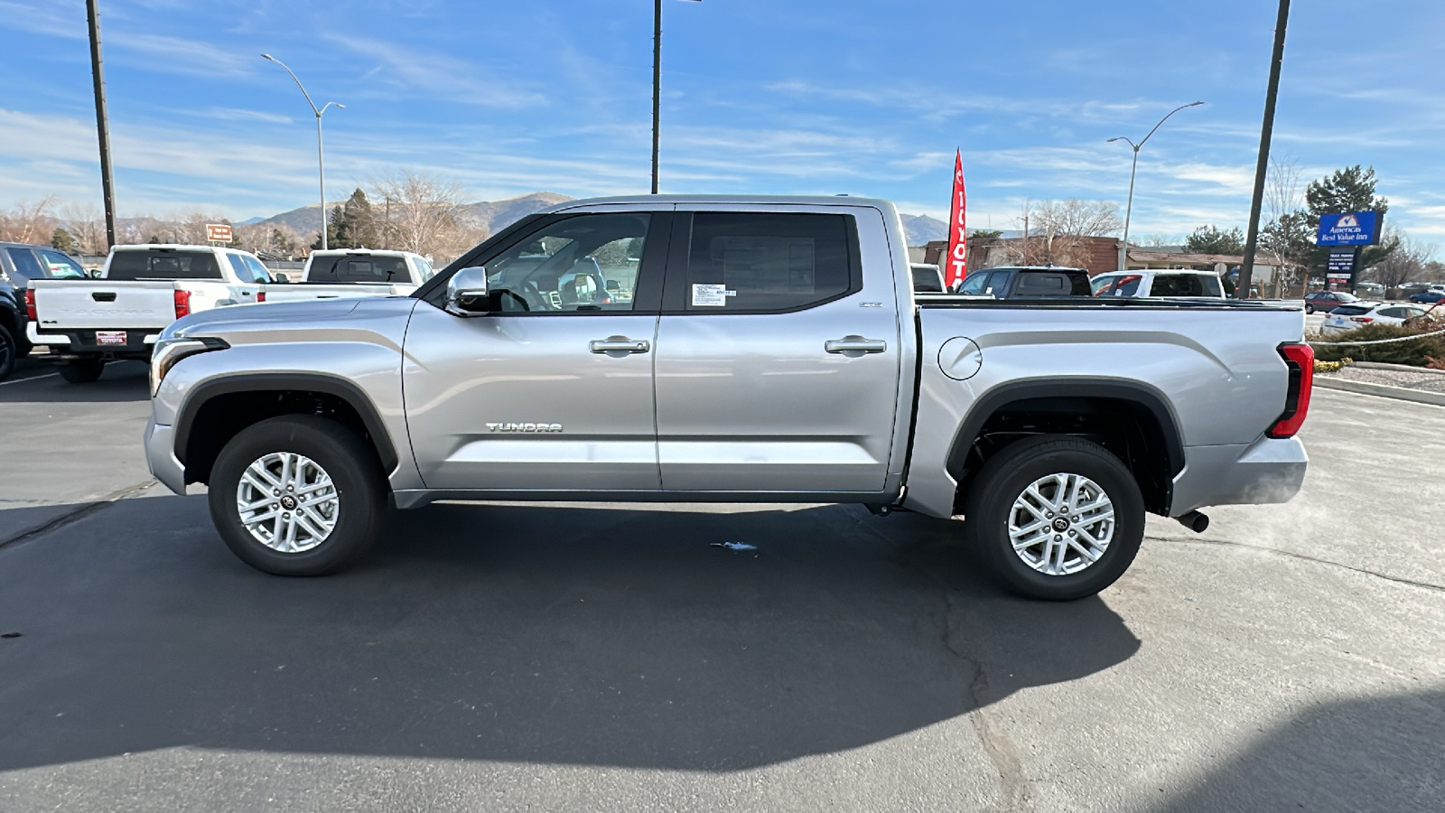 2025 TOYOTA Tundra SR5 6