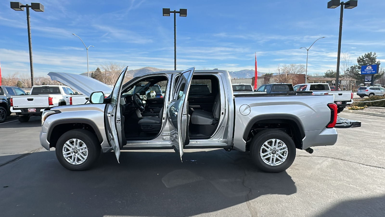 2025 TOYOTA Tundra SR5 13