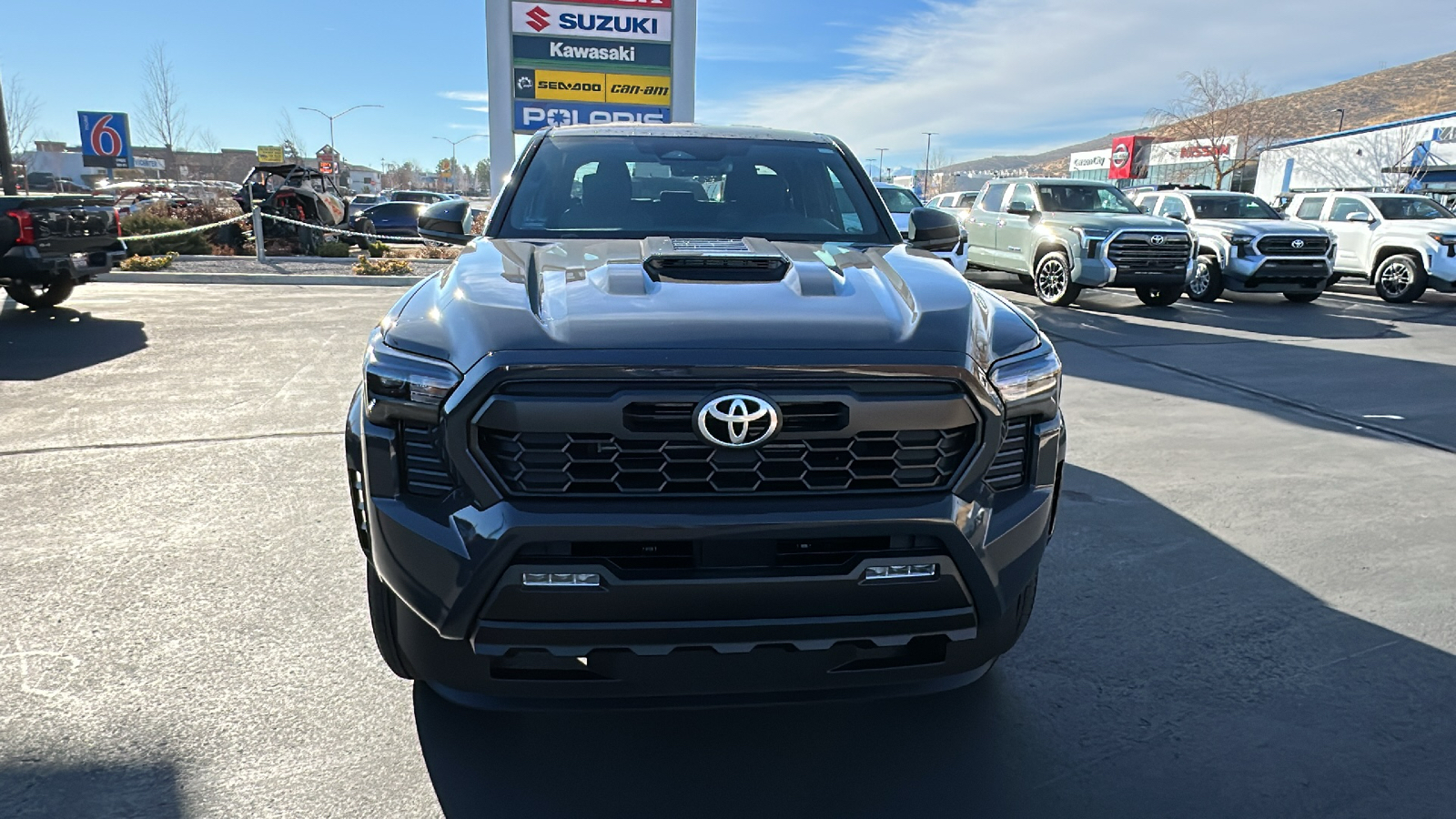 2024 TOYOTA Tacoma TRD Sport 8