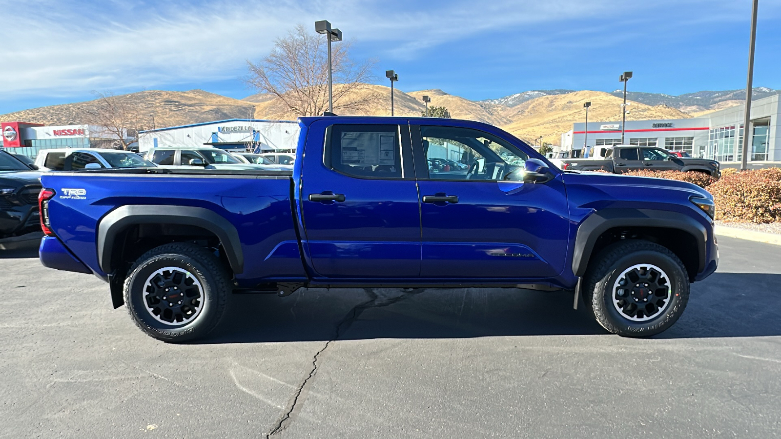 2024 TOYOTA Tacoma TRD Off-Road 2