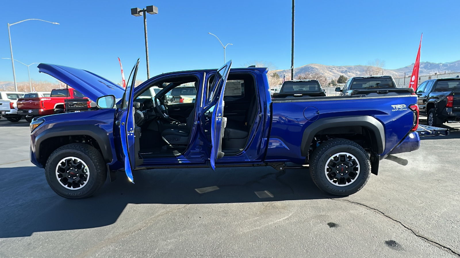 2024 TOYOTA Tacoma TRD Off-Road 13