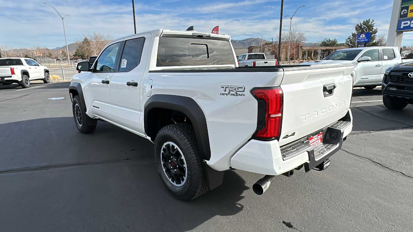 2024 TOYOTA Tacoma TRD Off-Road 5