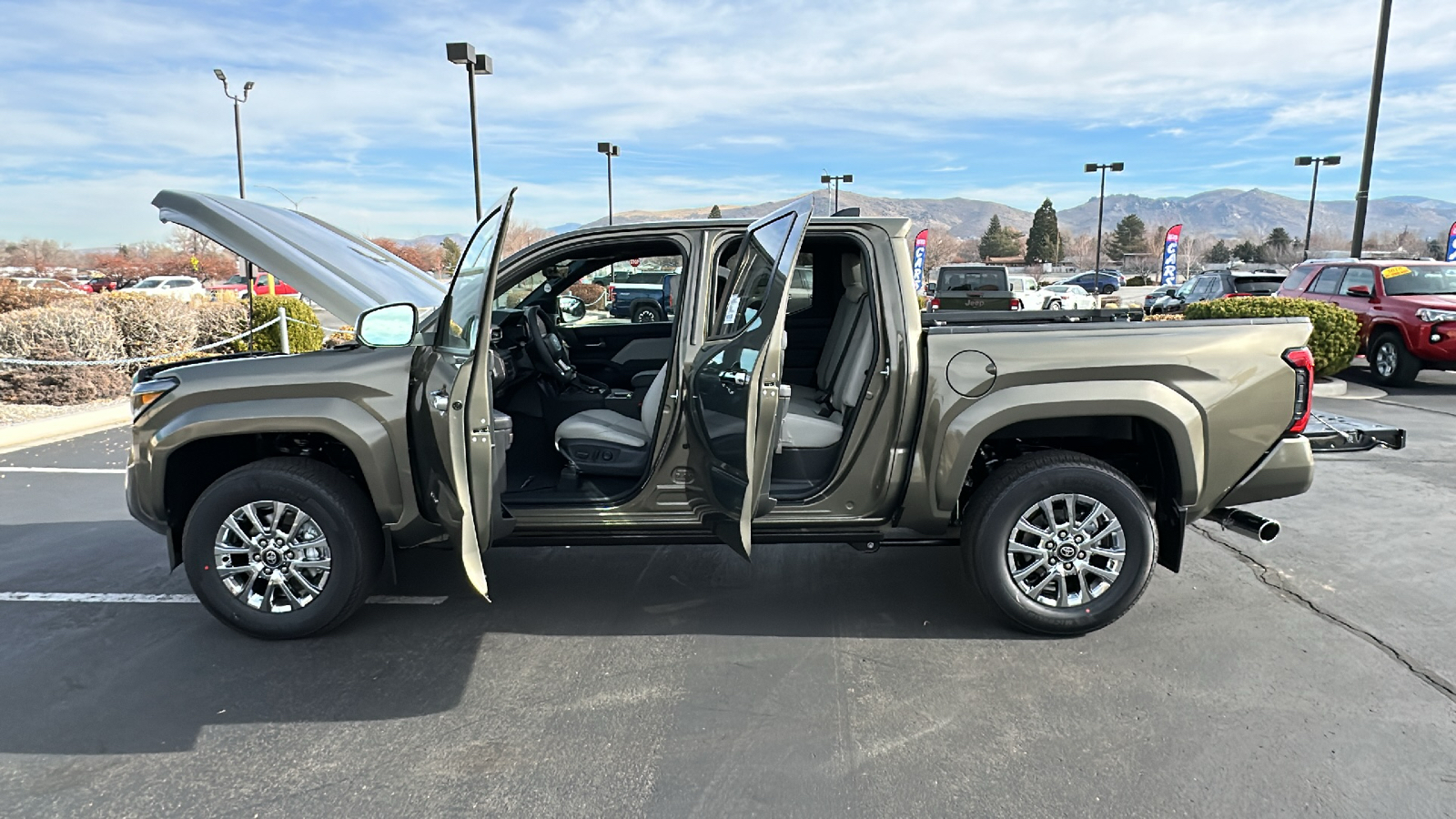 2024 TOYOTA Tacoma Limited 13