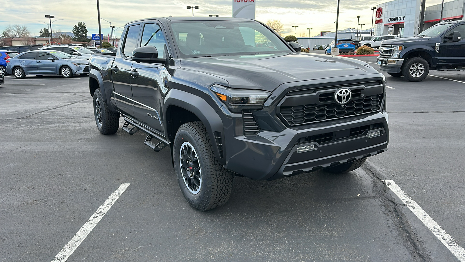 2024 TOYOTA Tacoma TRD Off-Road 1