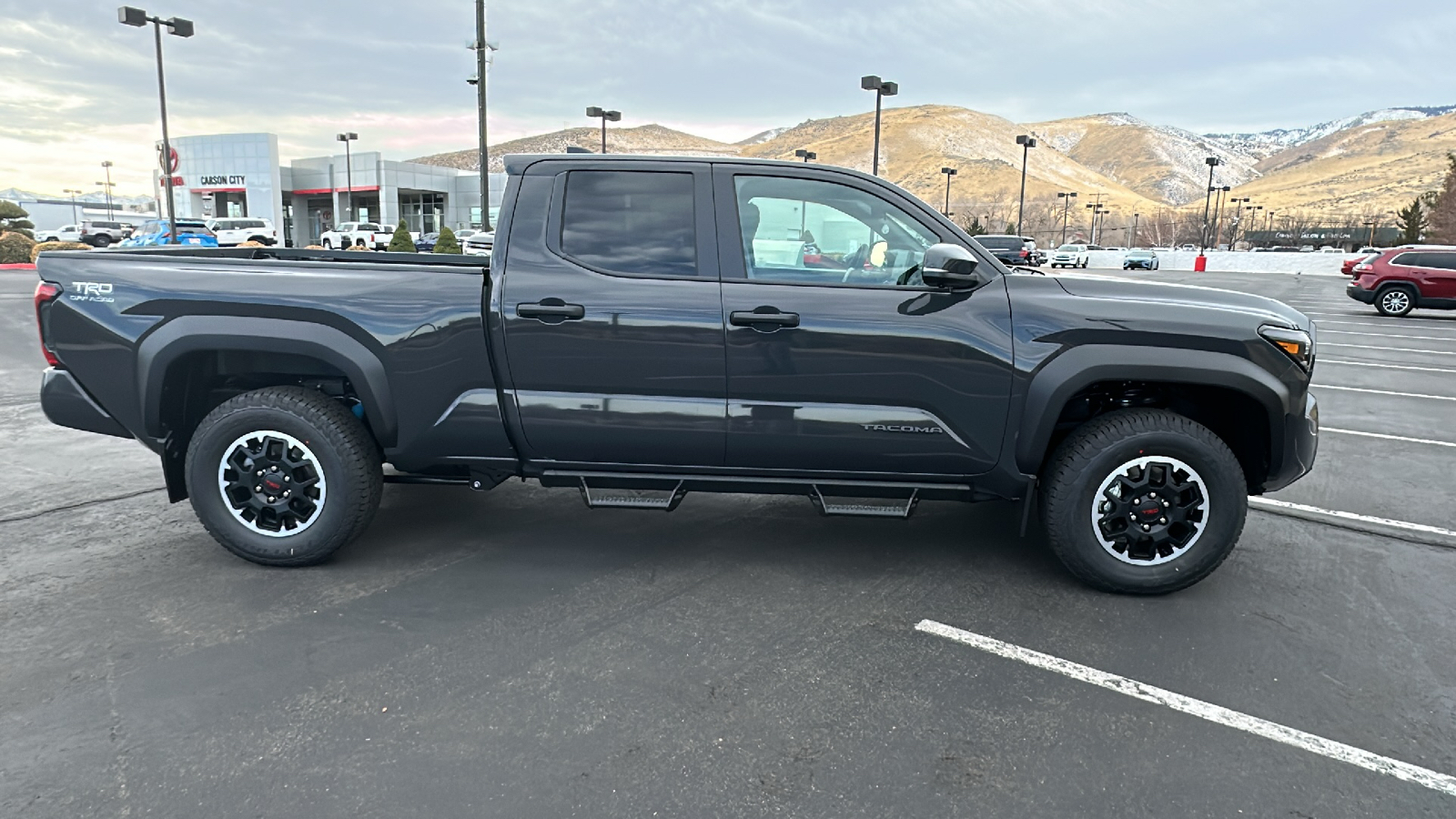 2024 TOYOTA Tacoma TRD Off-Road 2