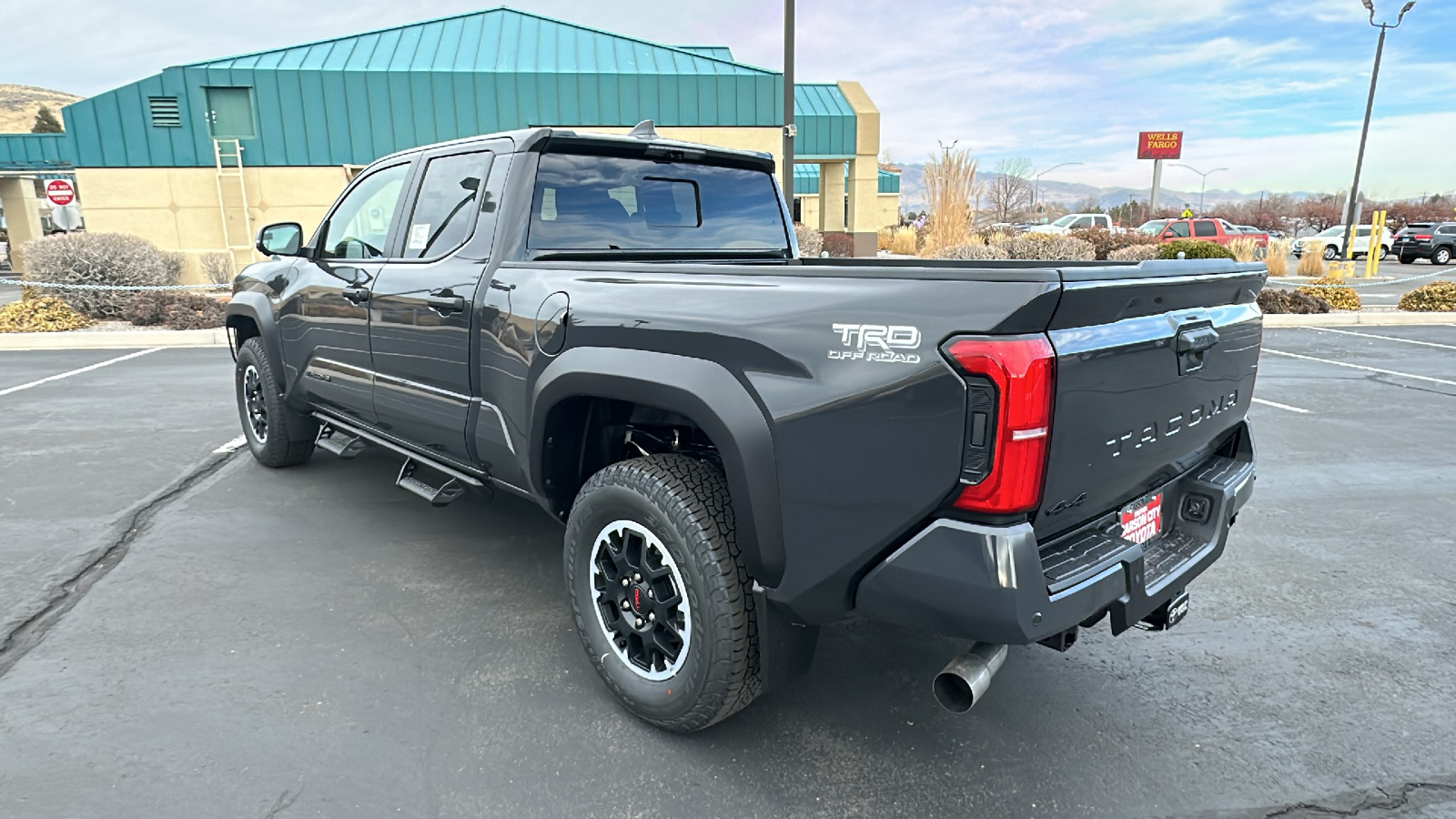 2024 TOYOTA Tacoma TRD Off-Road 5