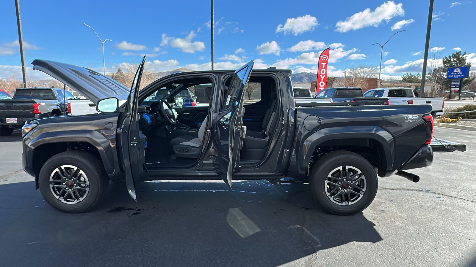 2025 TOYOTA Tacoma TRD Sport 13